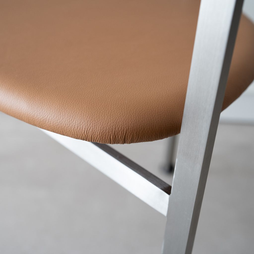 PK11 CHAIR Brown / PK11 チェア ブラウン ポール・ケアホルム – KuHoN