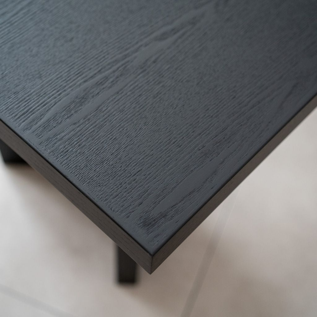 Vleg Table Black / Vレッグ テーブル ブラック – KuHoN