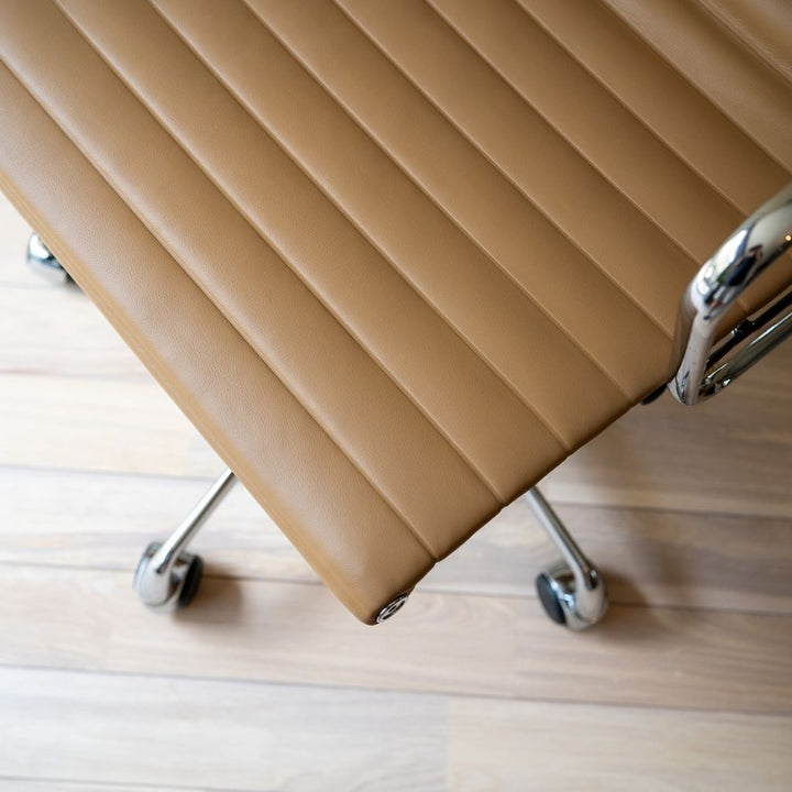 Management Flat Chair Lightbrown / マネイジメント フラットチェア