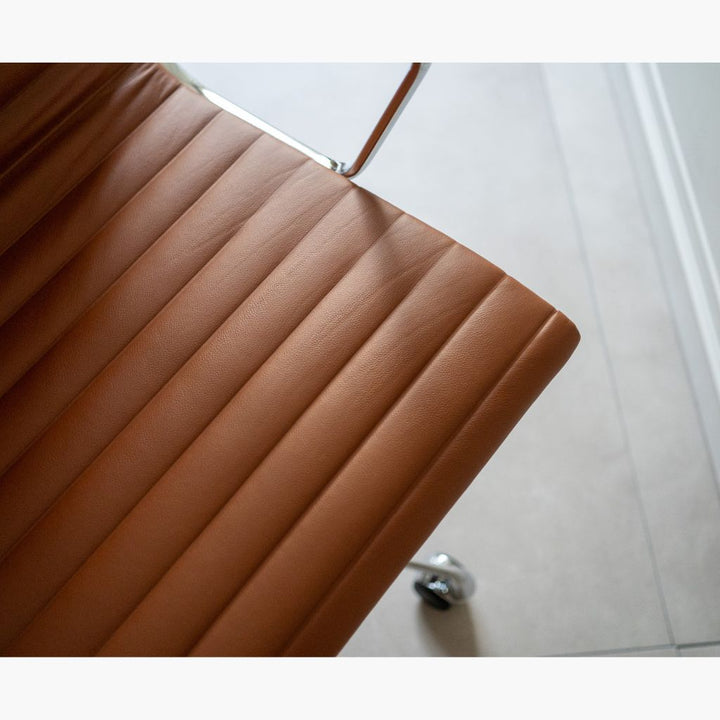 【最終値下げ】マネイジメント フラット チェア ライトブラウン Management Flat Chair Lightbrown / マネイジメント フラット