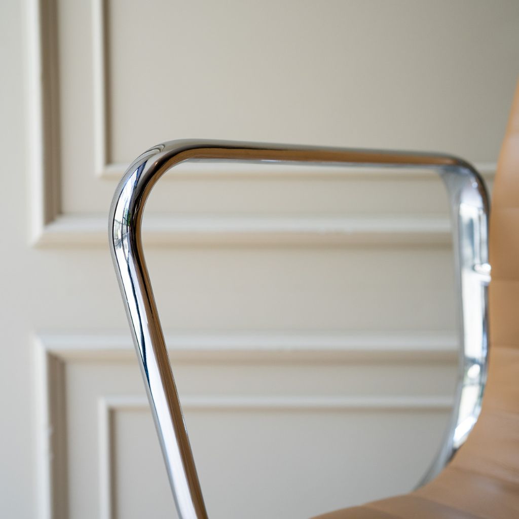 Management Flat Chair Lightbrown / マネイジメント フラットチェア