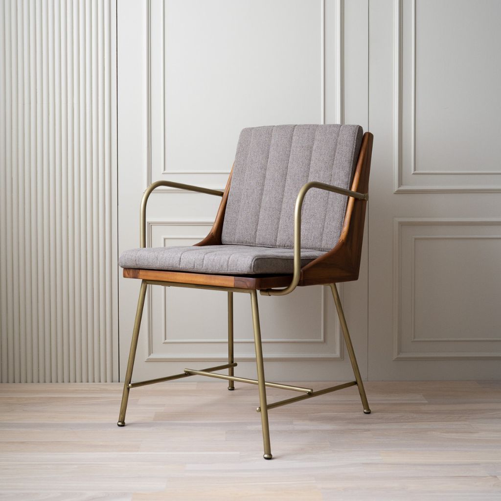 Karak Arm Chair /  カラックアームチェア