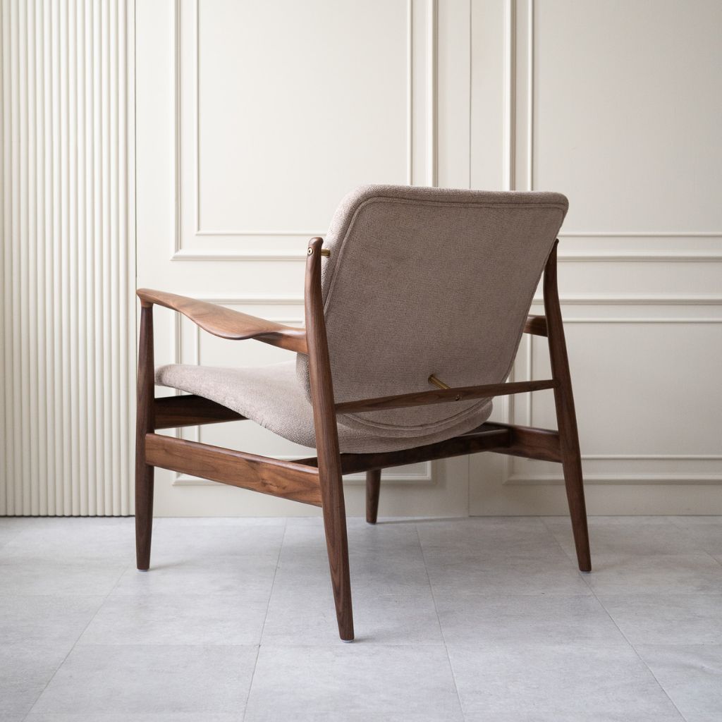 France Chair Beige / フランスチェア ベージュ色 フィン・ユール – KuHoN