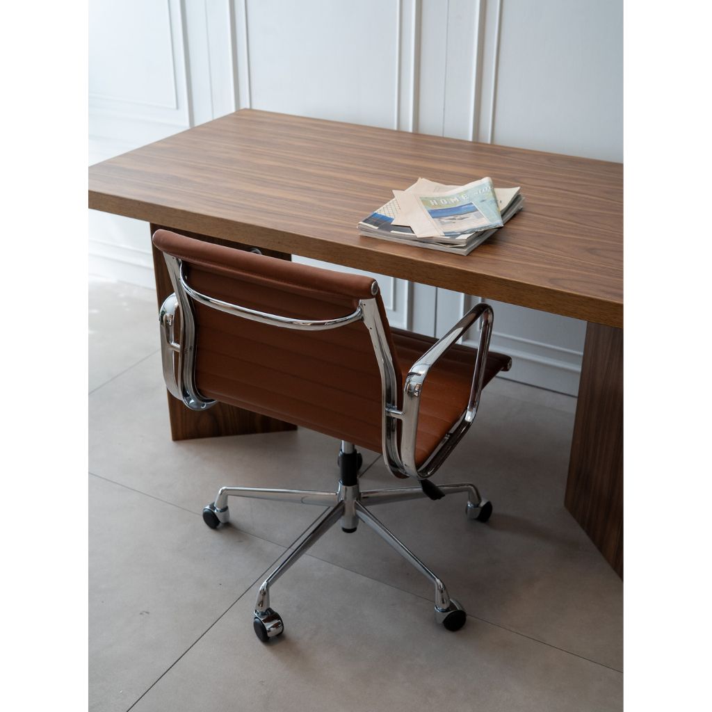 Vleg Table Brown / Vレッグ テーブル ブラウン