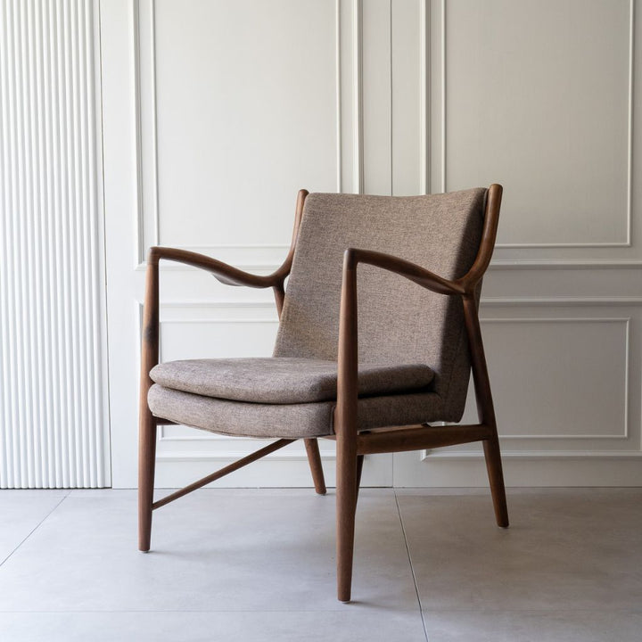 No.45 Chair Tea / No.45チェア ティー色 フィン・ユール – KuHoN