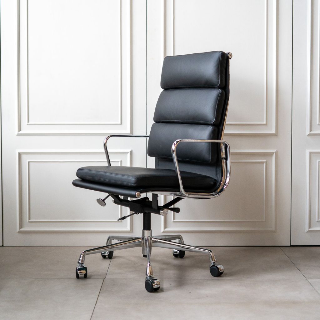 Executive Soft Pad Chair High Black / エグゼクティブ ソフトパッド