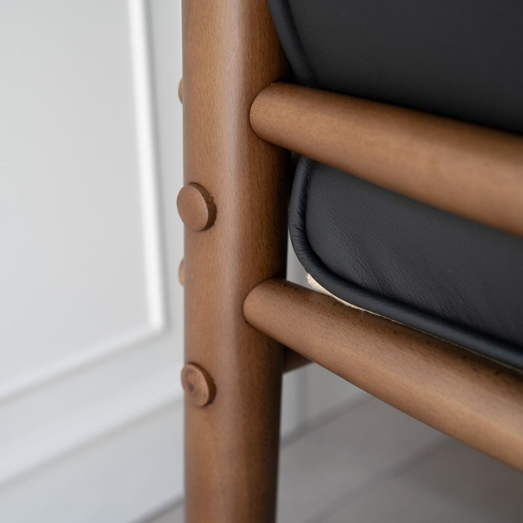 Ilona Armchair Type-A Oil-leather Black / イローナアームチェア タイプA オイルレザー ブラック アルネ・ノレル