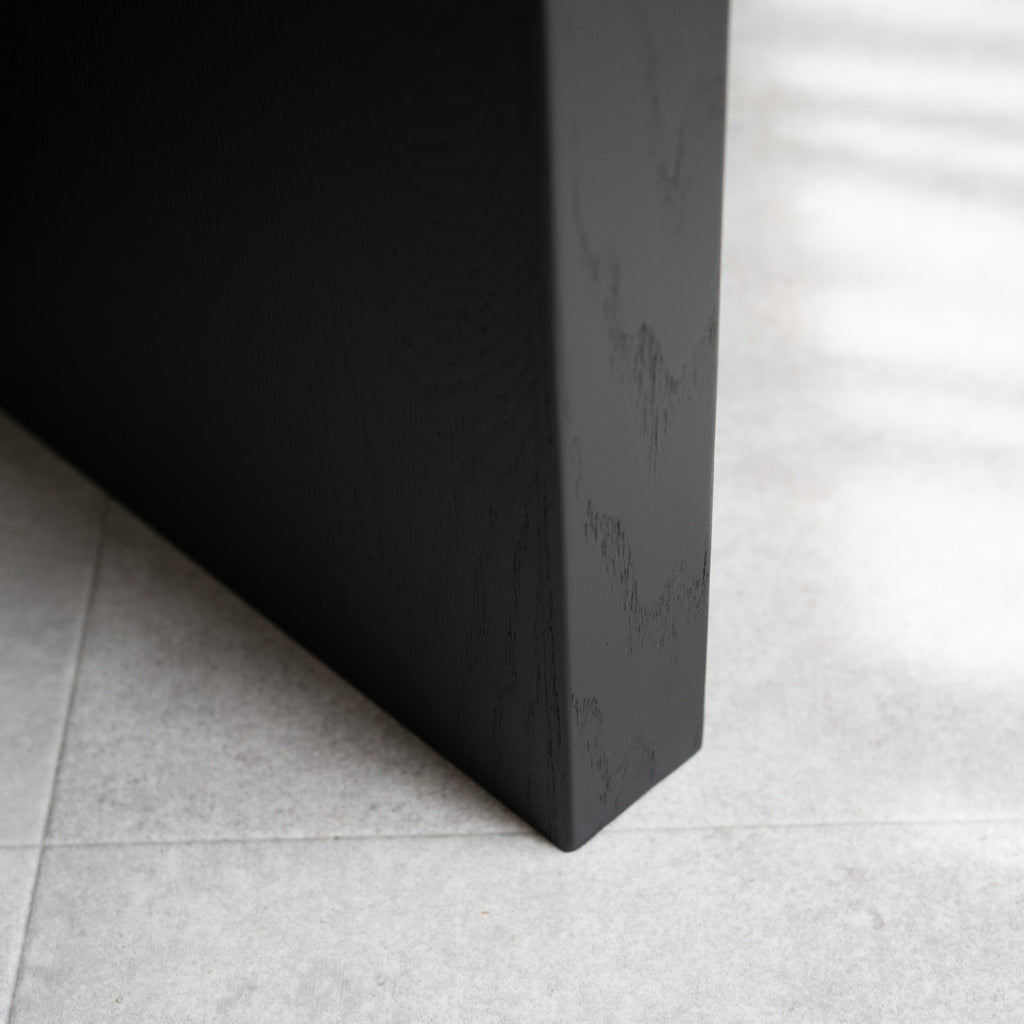 【Outlet】Vleg Table Black / 【アウトレット】Vレッグ テーブル ブラック