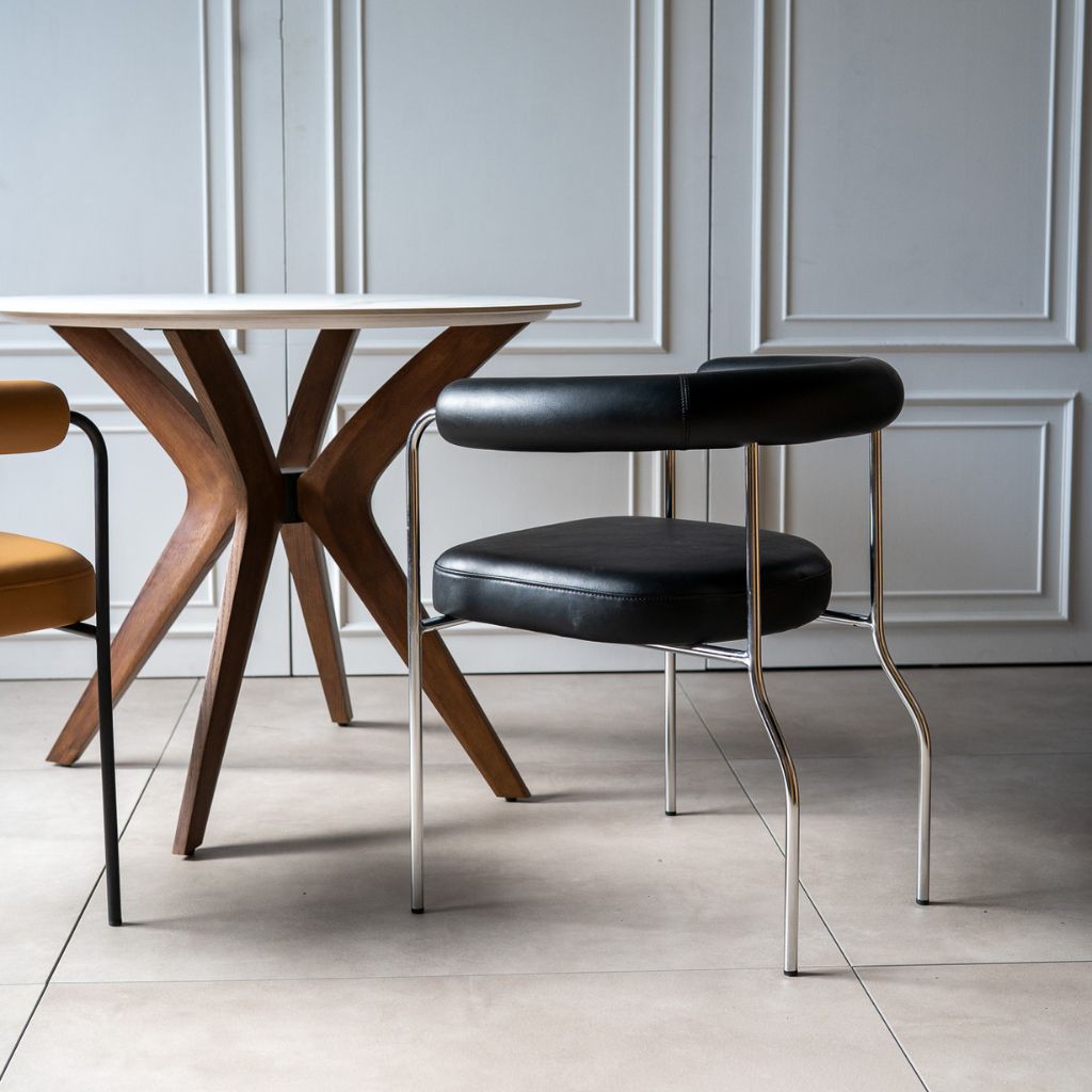 Center Arm Chair Black / センターアームチェア ブラック – KuHoN