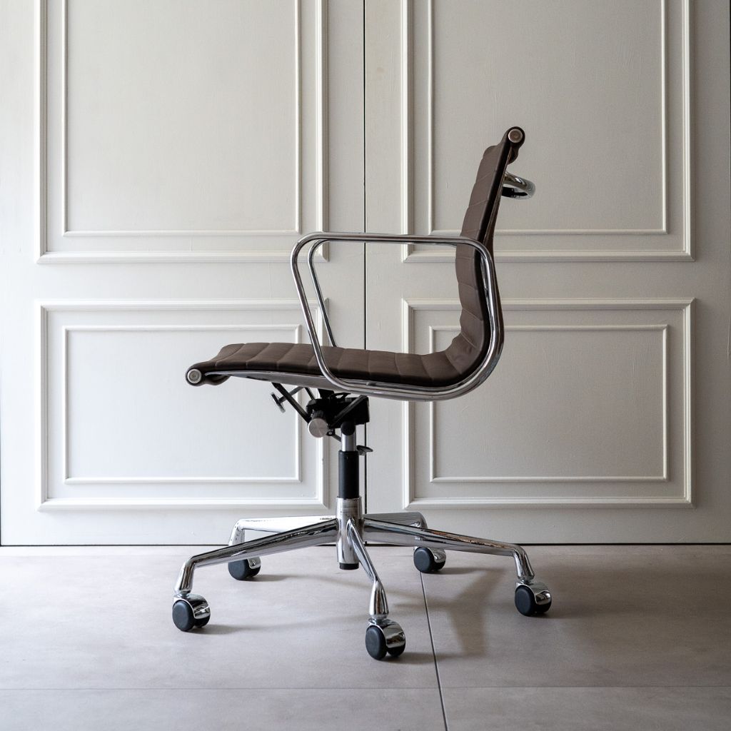 Management Flat Chair Darkbrown/ マネイジメント フラットチェア 