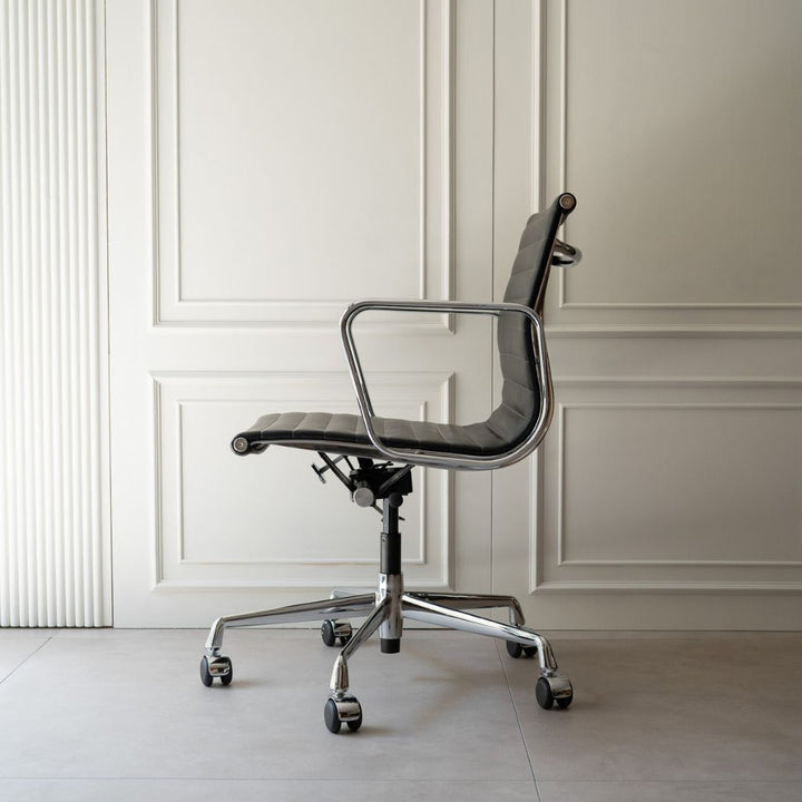 Management Flat Chair Black / マネイジメント フラットチェア