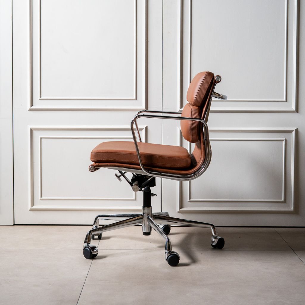 Management Soft Pad Chair Brown / マネイジメント ソフトパッド チェア ブラウン アルミナムチェア