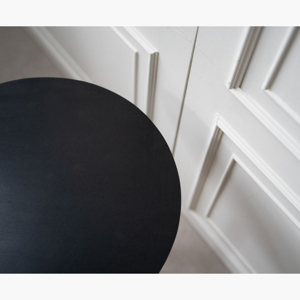 Round Side Table Black / ラウンドサイドテーブル ブラック – KuHoN