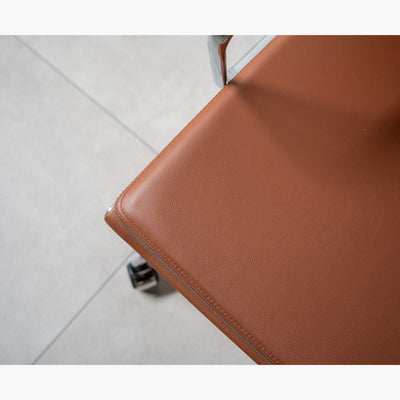 Management Soft Pad Chair Brown / マネイジメント ソフトパッド チェア ブラウン アルミナムチェア