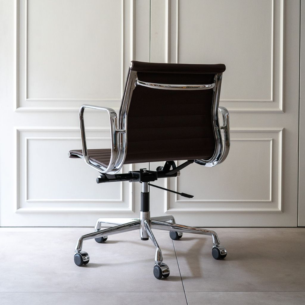 Management Flat Chair Darkbrown / マネイジメント フラットチェア