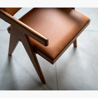 V-leg Office Chair Leather Brown / Vレッグオフィスチェア レザー ブラウン ピエール・ジャンヌレ