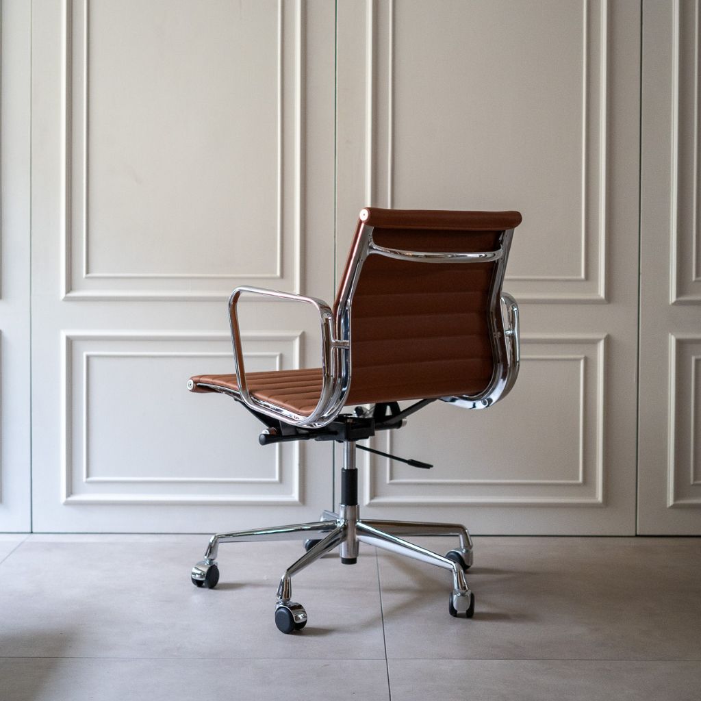 Management Flat Chair Brown/ マネイジメント フラットチェア ブラウン アルミナムチェア