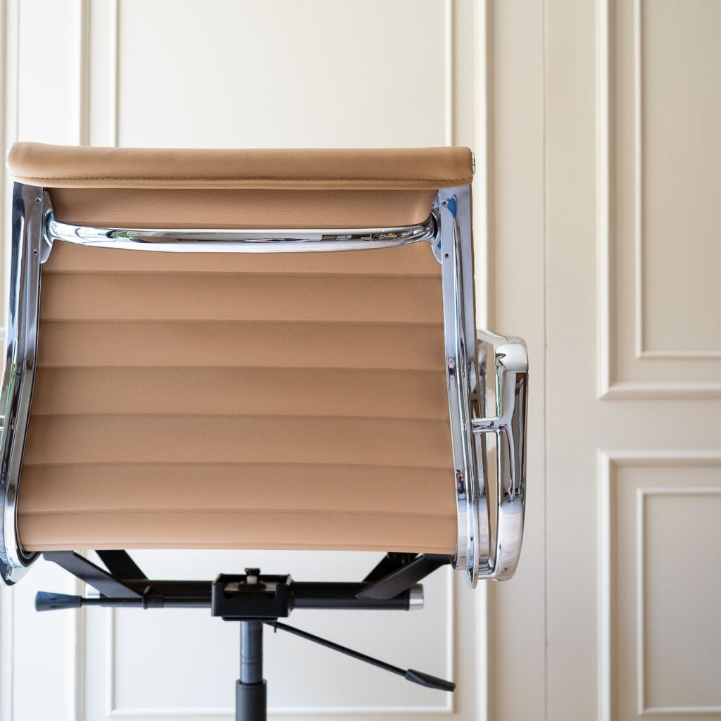 Outlet】Management Flat Chair Lightbrown/ 【アウトレット