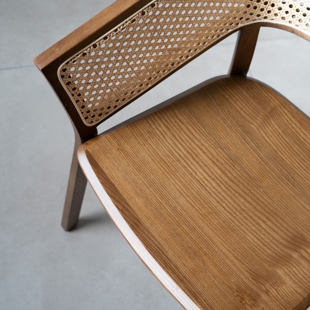Bucket Rattan Chair Brown / バケットラタンチェア ブラウン – KuHoN