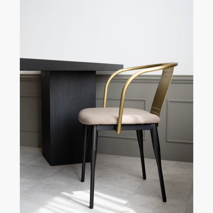 Armor Dining Chair 2pcs / アーマーダイニングチェア 2脚セット Armor Dining Chair 2pcs / アーマーダイニングチェア 2脚セット