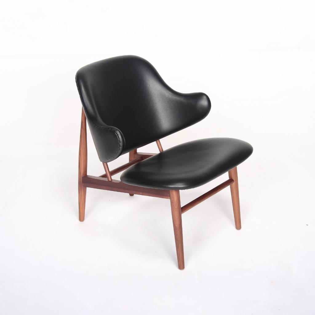 LARSEN EASY CHAIR / ラッセンイージーチェア – KuHoN