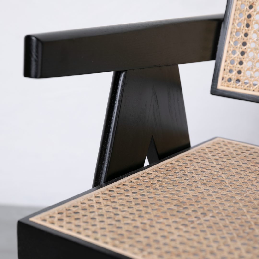 Vレッグオフィスチェア PH28 ピエール・ジャンヌレ V-leg Office Chair PH28 Black / Vレッグオフィスチェア