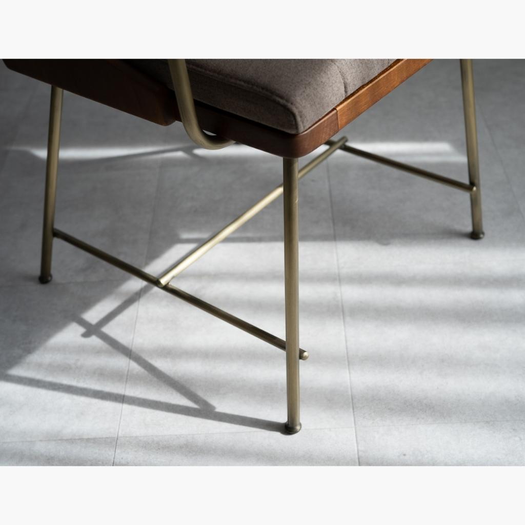 【美品】Karak Arm Chair / カラックアームチェア （1脚） Karak Arm Chair Brown / カラックアームチェア ブラウン – KuHoN